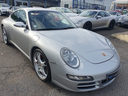 PORSCHE 911 COUPE (997)